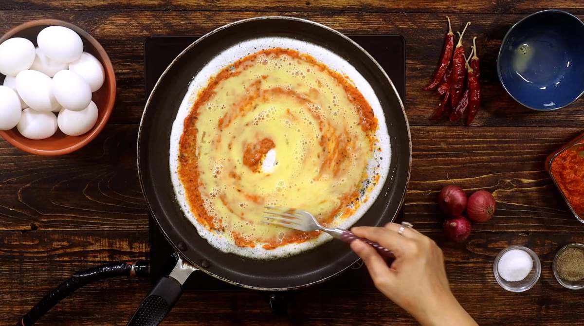 How to Make a Delicious Egg Dosa at Home!