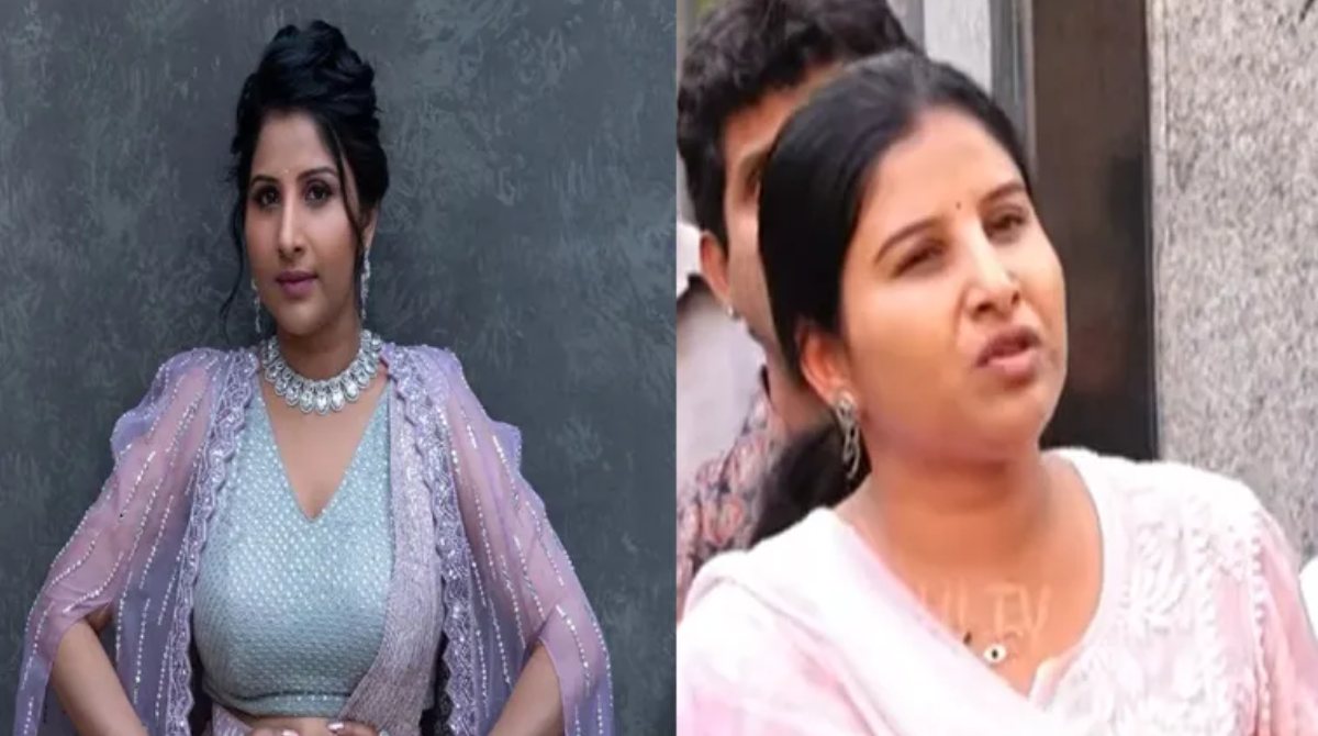 Singer Mangli crying infront of media