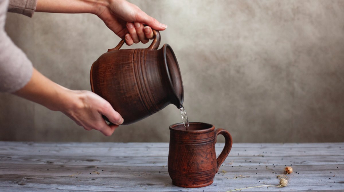 Wonderful Benefits of Drinking Water from Clay Pot