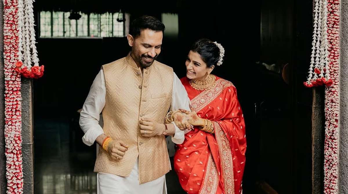 samantha comments on husband raj nidimoru