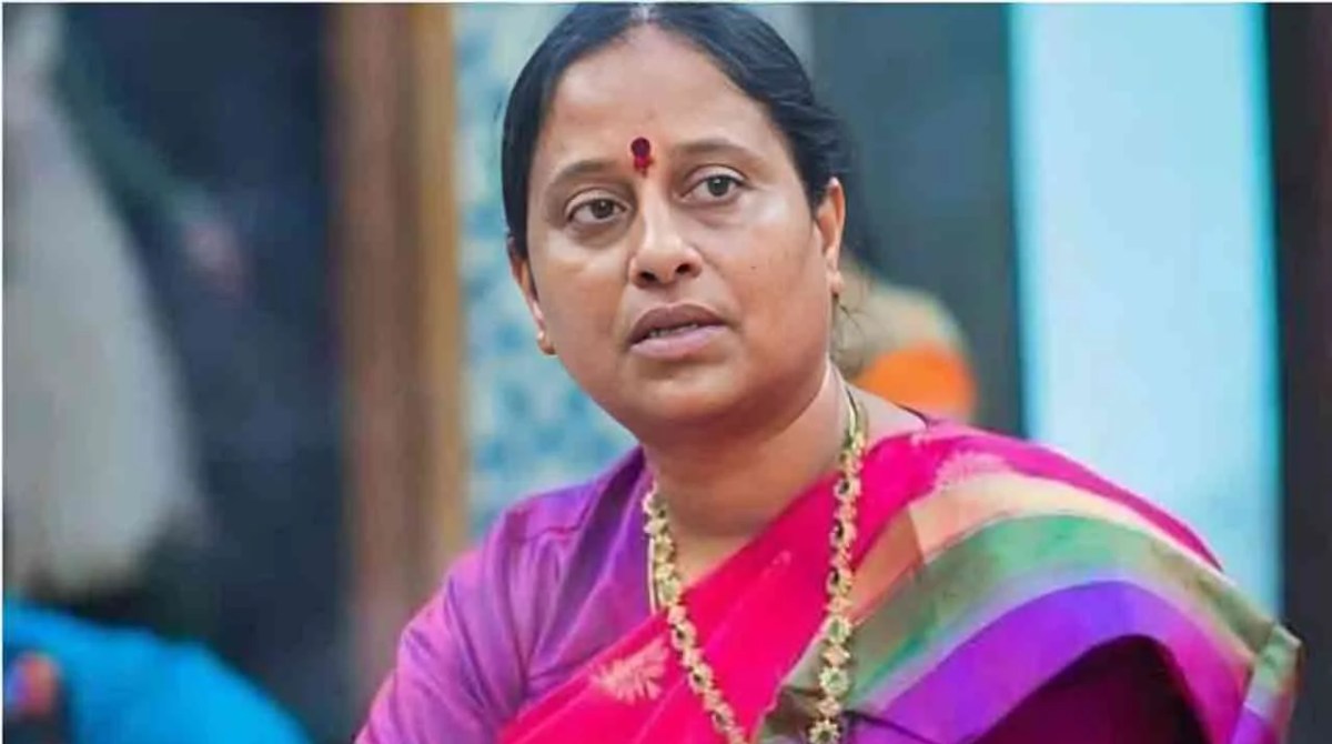 Big Shock: కొండా సురేఖకు బిగ్ షాక్.. మంత్రివర్గం నుంచి బర్తరఫ్!